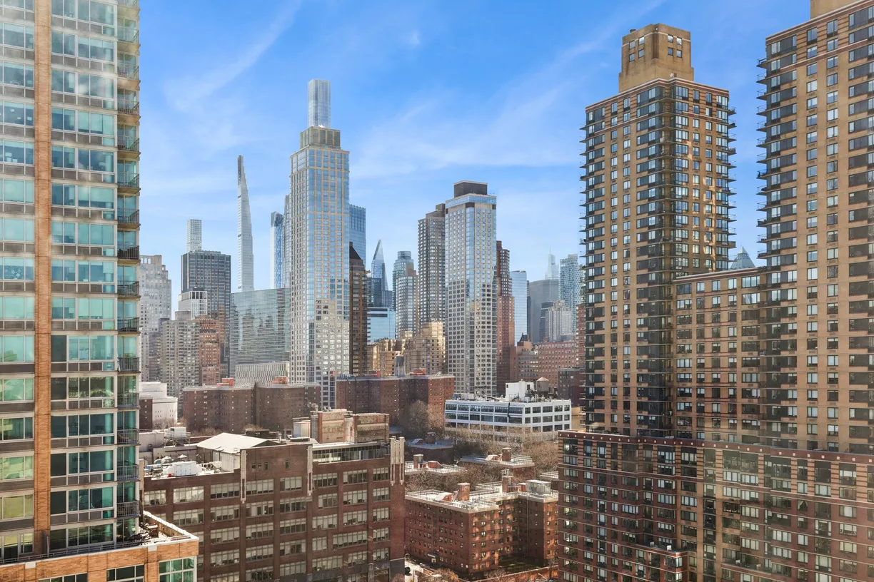 New York City Real Estate | View 100 Riverside Boulevard, 20H | room 1