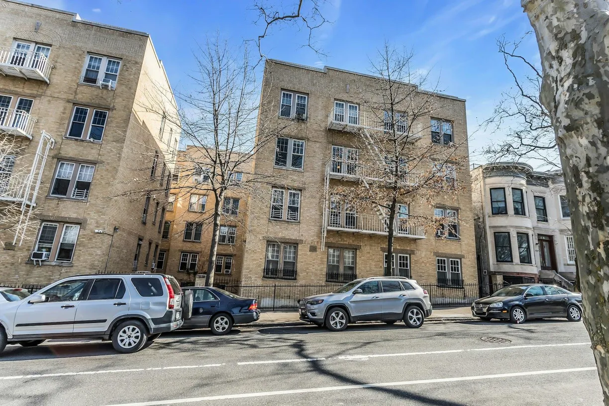 New York City Real Estate | View 561 41st Street, 2C | 1 Bed, 1 Bath