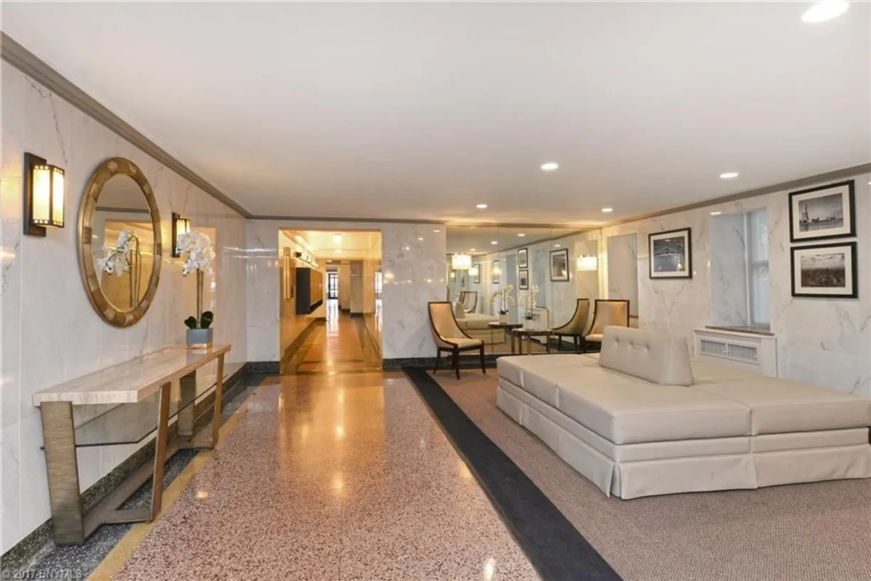 New York City Real Estate | View 302 96th Street, 2W | 1 Bed, 1 Bath