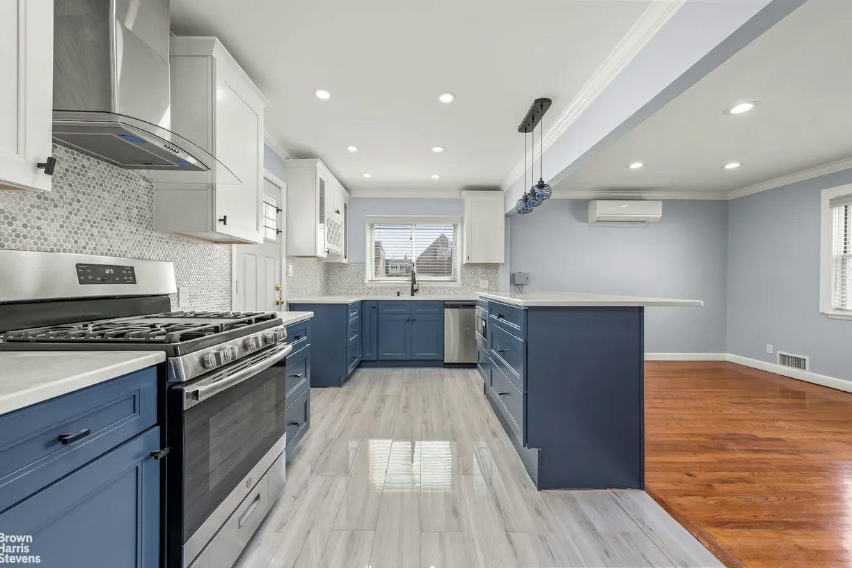 New York City Real Estate | View 132-55 154th Street | room 1