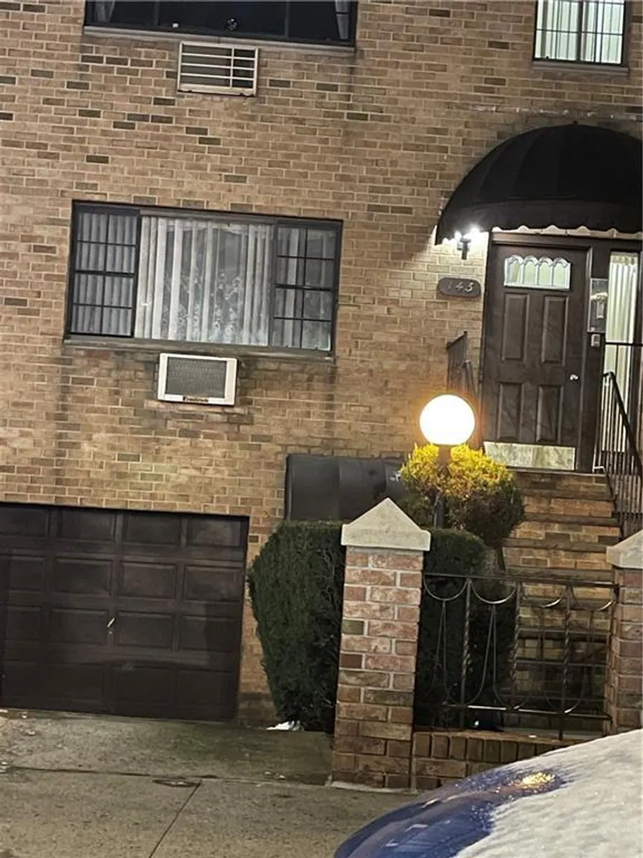 New York City Real Estate | View 143 Bay 20th Street, 5 | 2 Beds, 1 Bath