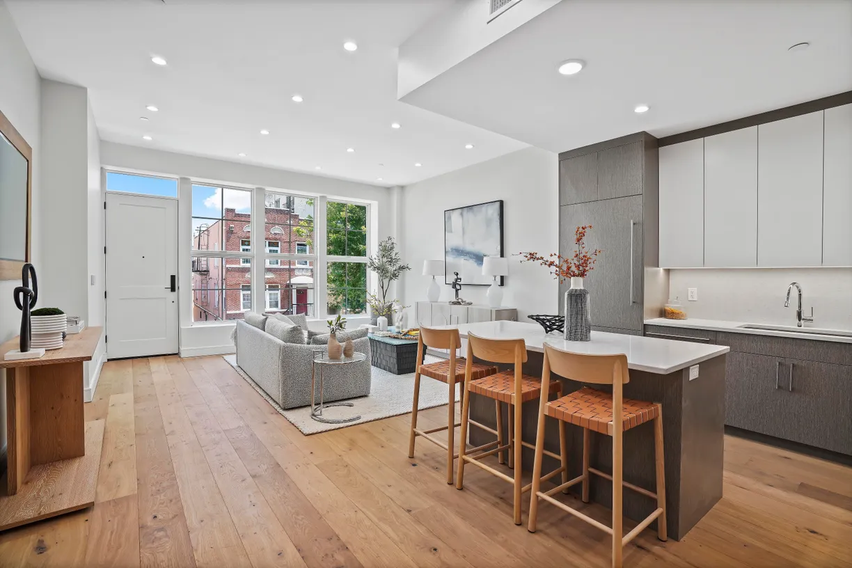 New York City Real Estate | View 194 30th Street, 2B | 2 Beds, 2 Baths