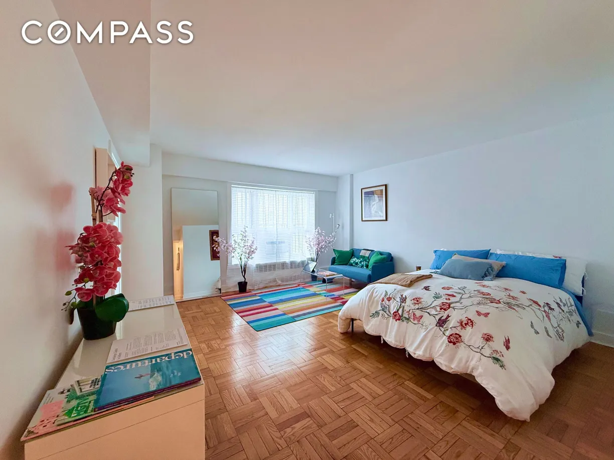 New York City Real Estate | View 105 Ashland Place, 2E | 1 Bath