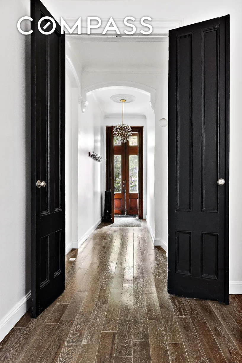 New York City Real Estate | View 2 S Oxford Street, 1 | 3 Beds, 2 Baths