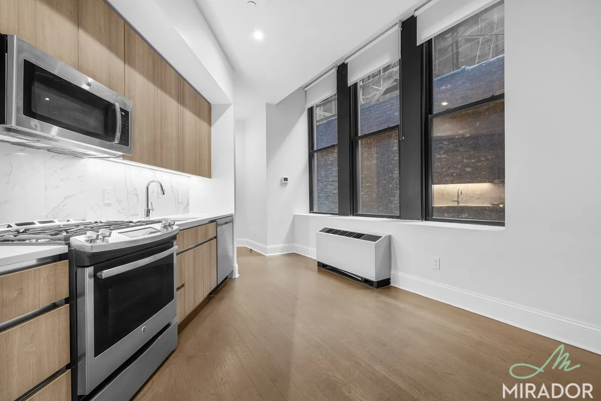 New York City Real Estate | View 15 Park Row, 4E | room 1