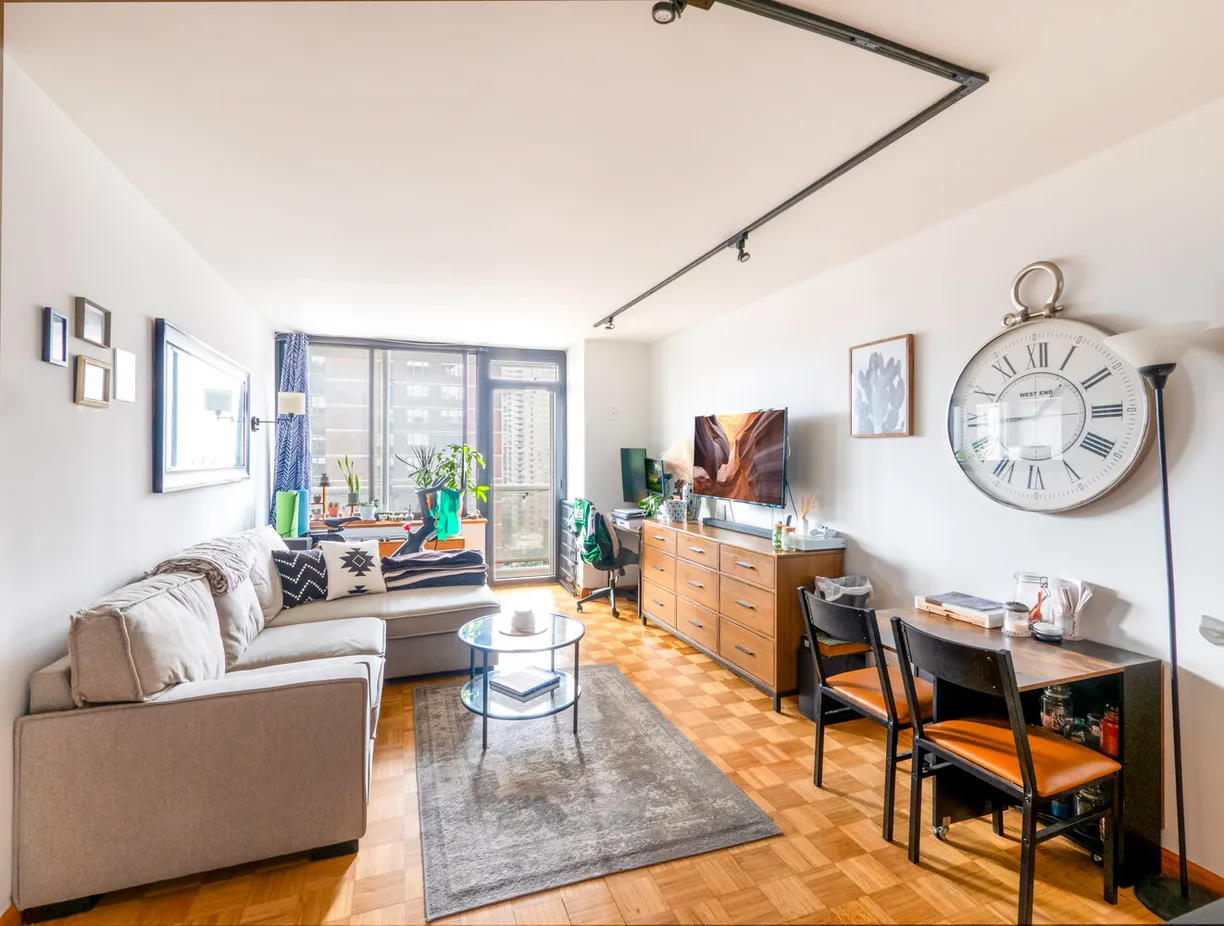 200 E 89th Street #14A, New York, NY 10128 Property for rent