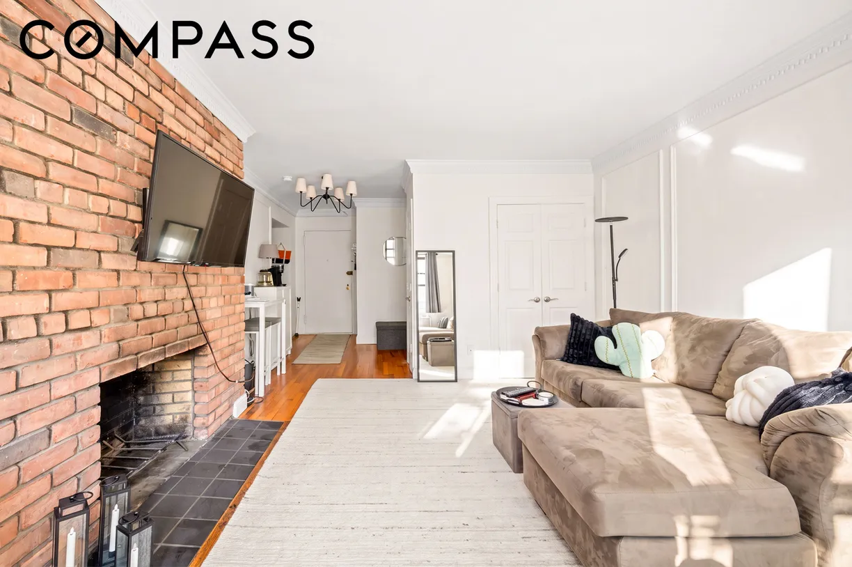 250 W 15th Street #4B, New York, NY 10011 Property for sale