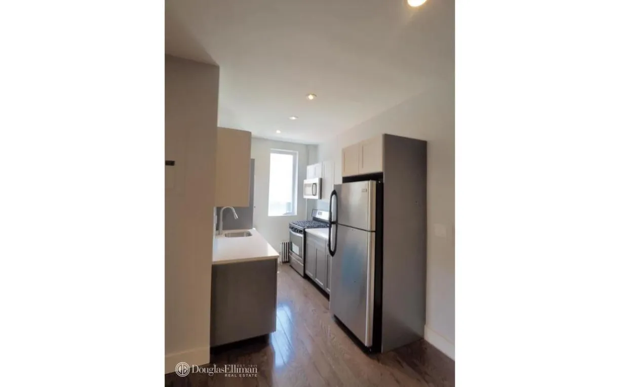 New York City Real Estate | View 164 Dikeman Street, 1R | room 2