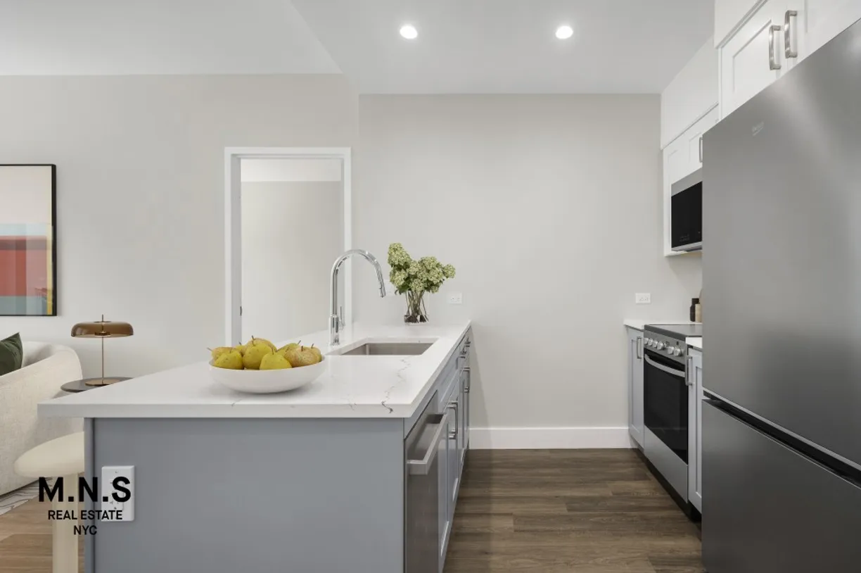 New York City Real Estate | View 4568 Broadway, 4H | 1 Bed, 1 Bath