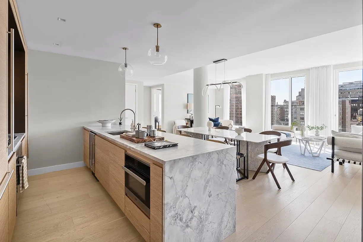 New York City Real Estate | View W 28th Street | room 1