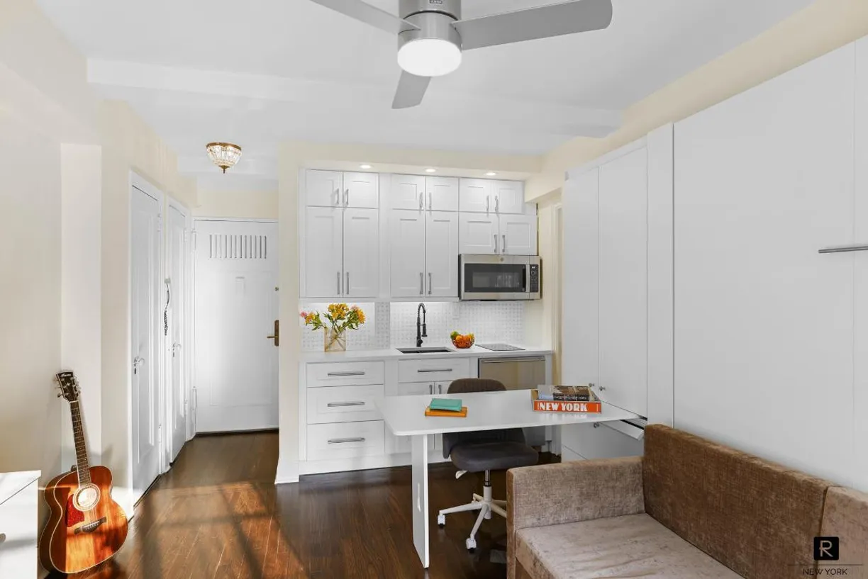 New York City Real Estate | View 25 Tudor City Place, 808 | room 1