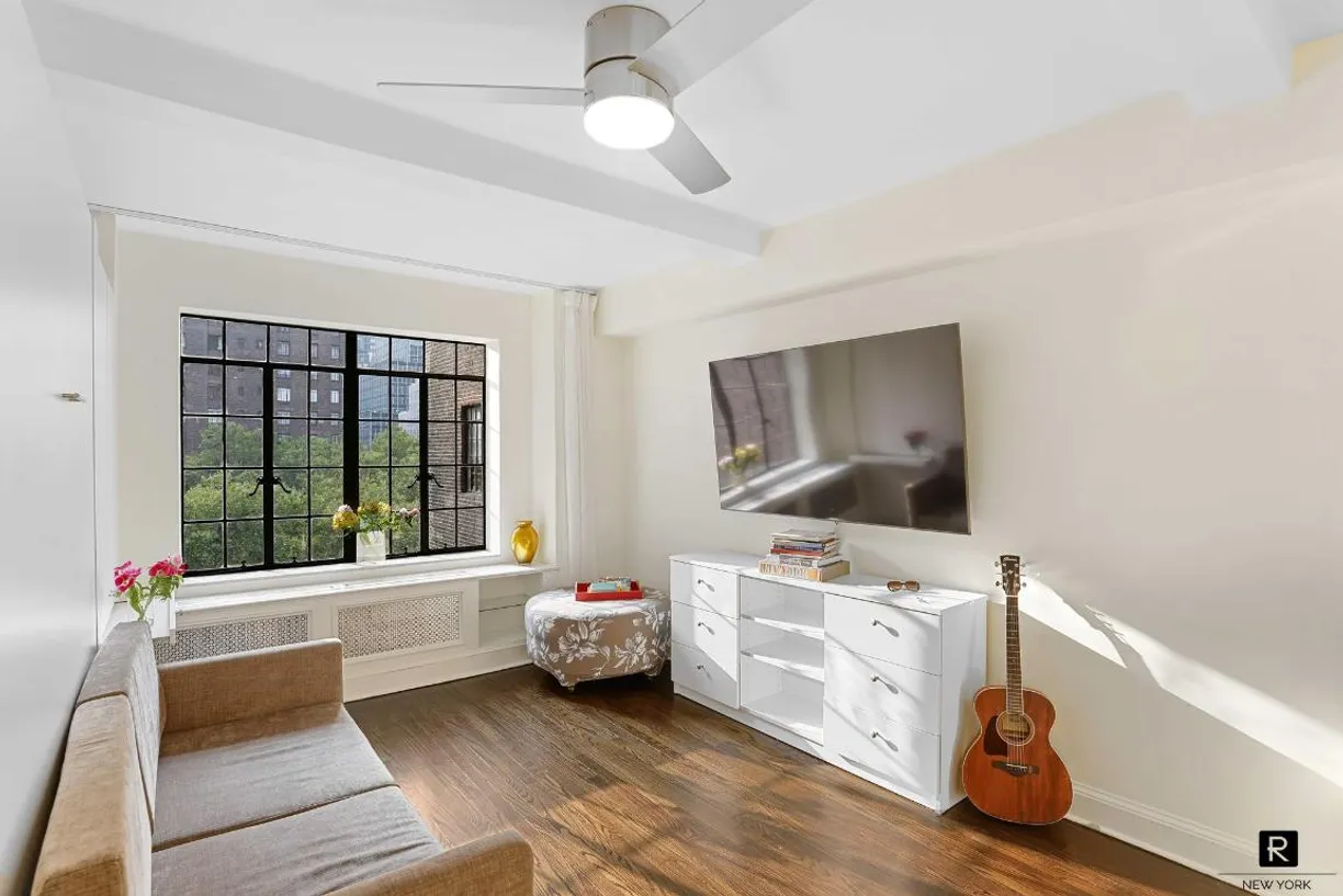 New York City Real Estate | View 25 Tudor City Place, 808 | 1 Bath