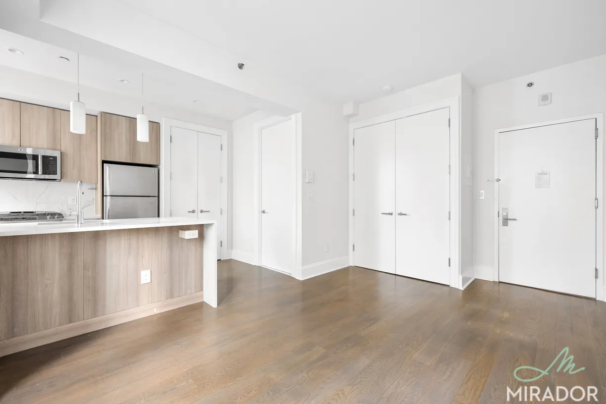 New York City Real Estate | View 15 Park Row, 3O | room 2