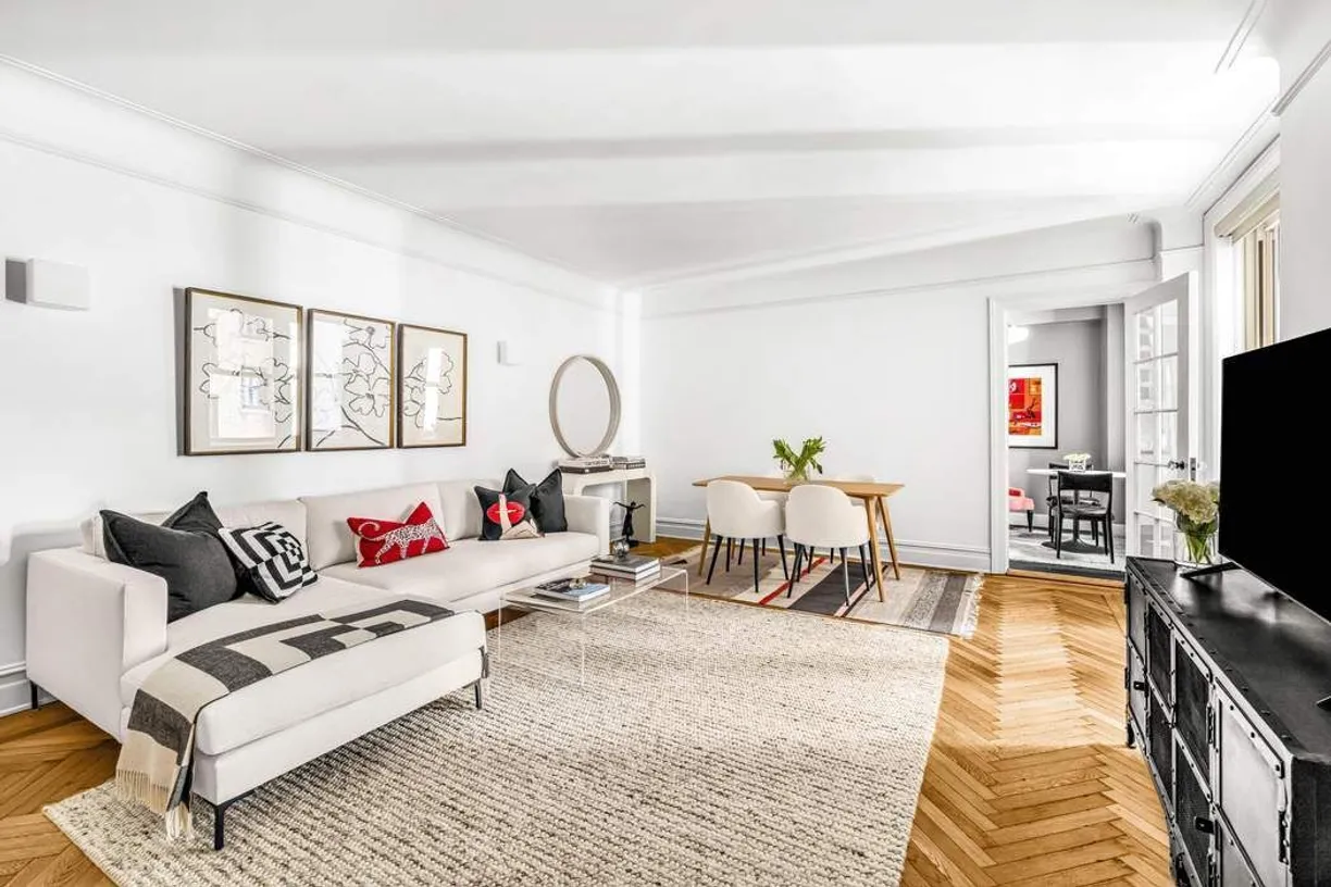 New York City Real Estate | View 390 Riverside Drive, 6D | room 1