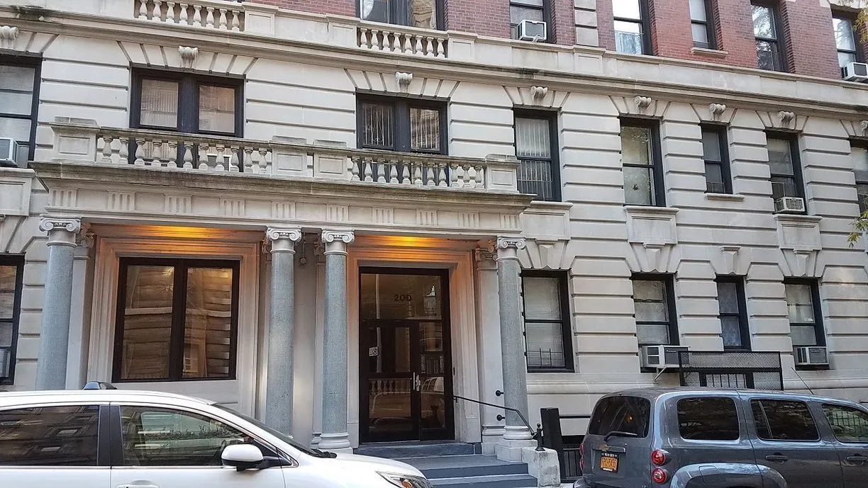 200 Riverside Drive, Manhattan | Corcoran