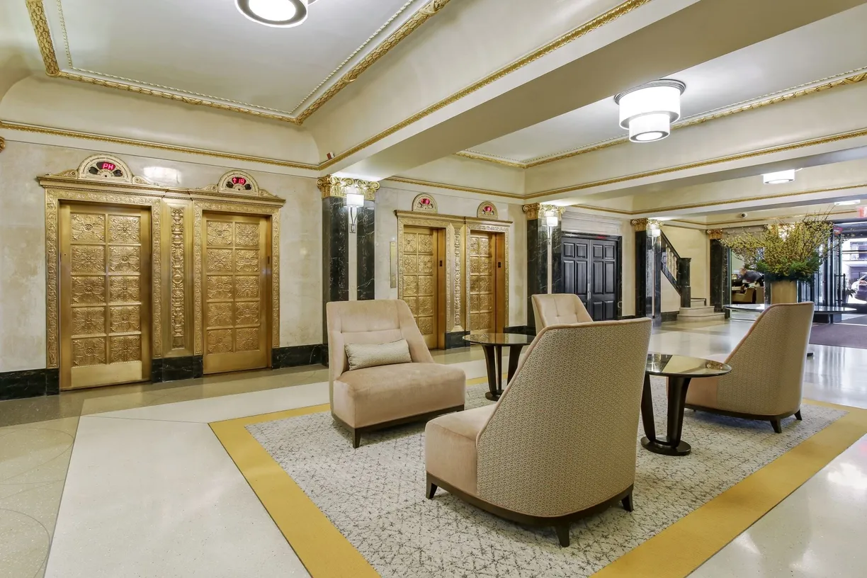 The Olcott | 27 West 72nd Street, Manhattan | Corcoran