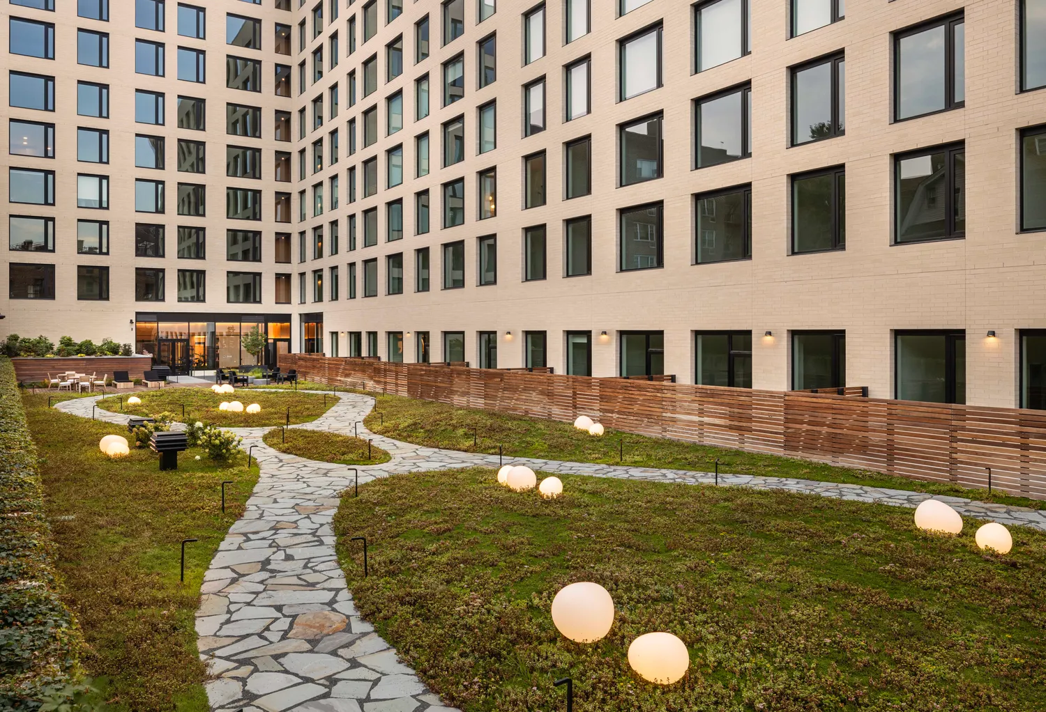 THE 88 15310 88th Avenue, Queens Corcoran