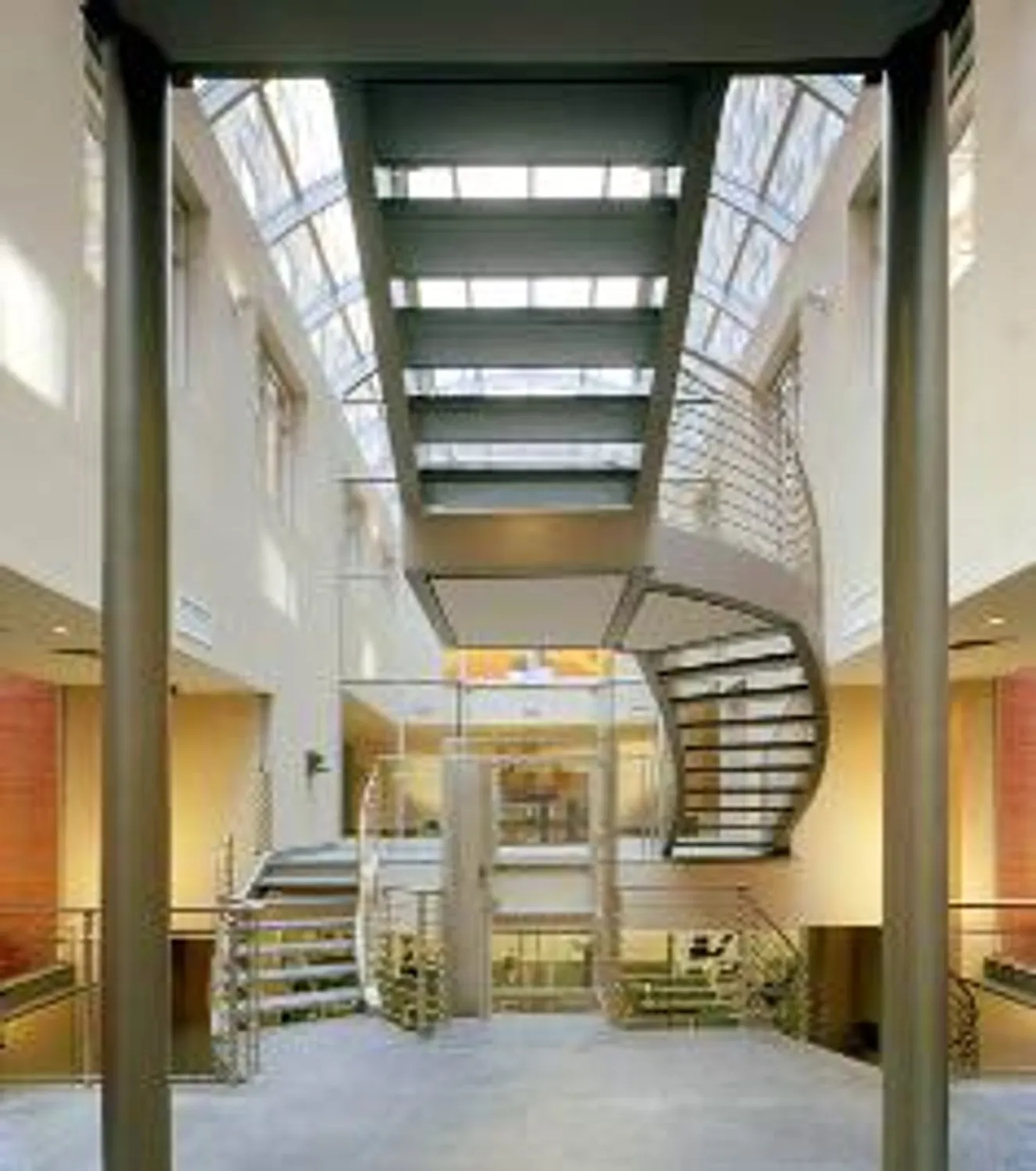 atrium leading to common courtyard