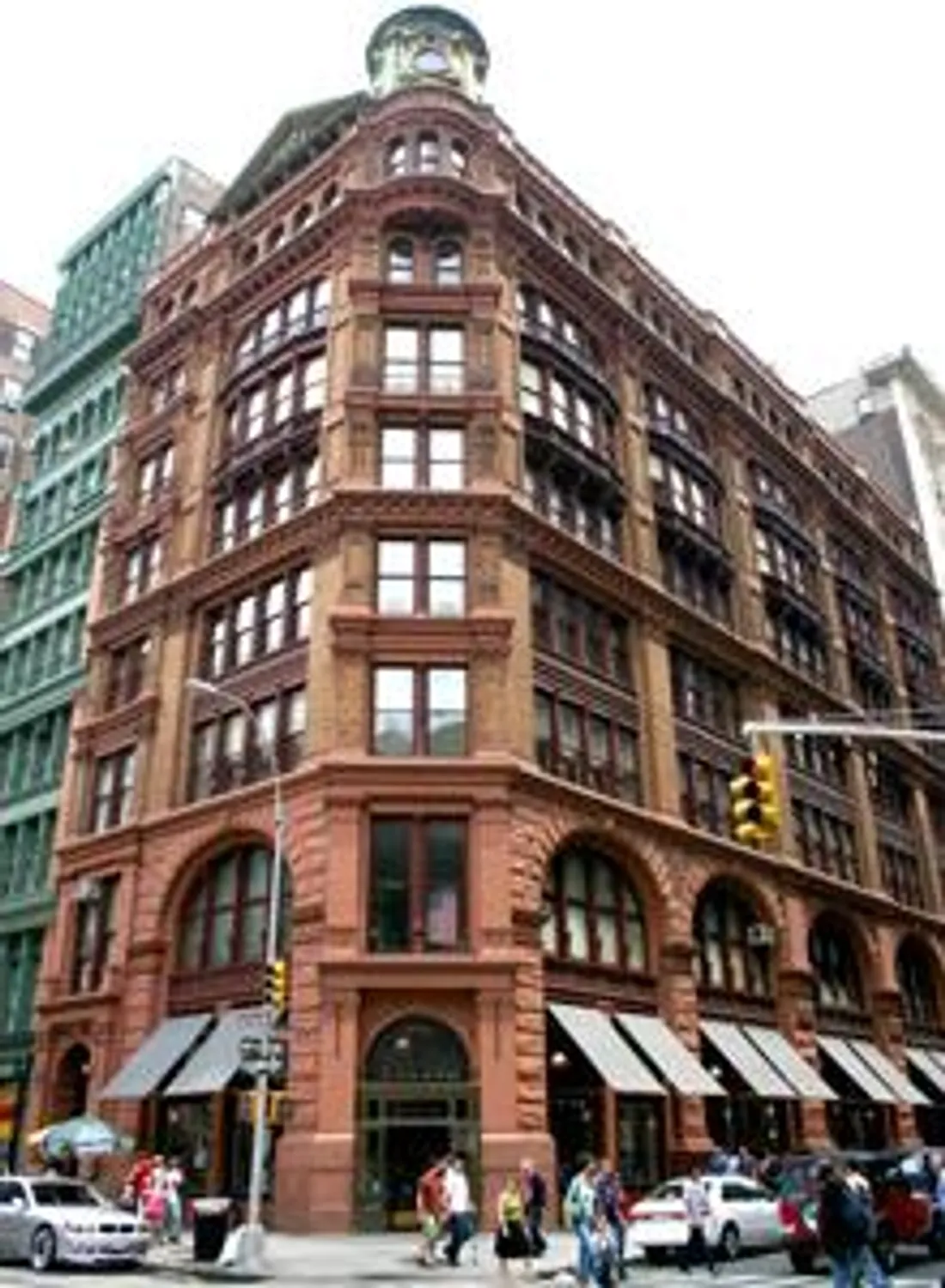 ベルナール・ビュッフェ「NEW YORK-Downtown Broadway」 1675 Broadway, New York, NY Commercial Space for Rent | VTS