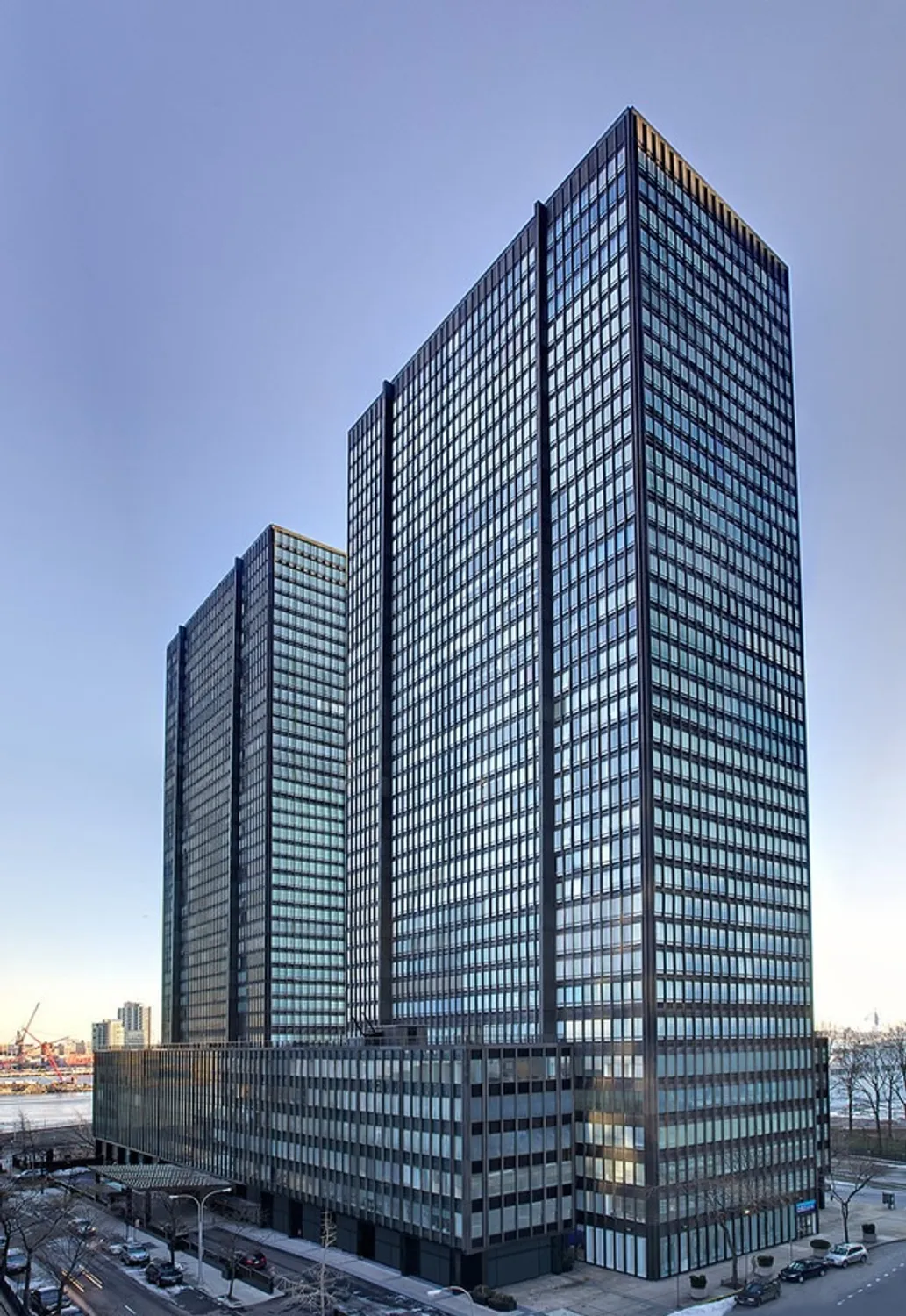 iconic glass building by Harrison & Abramowitz