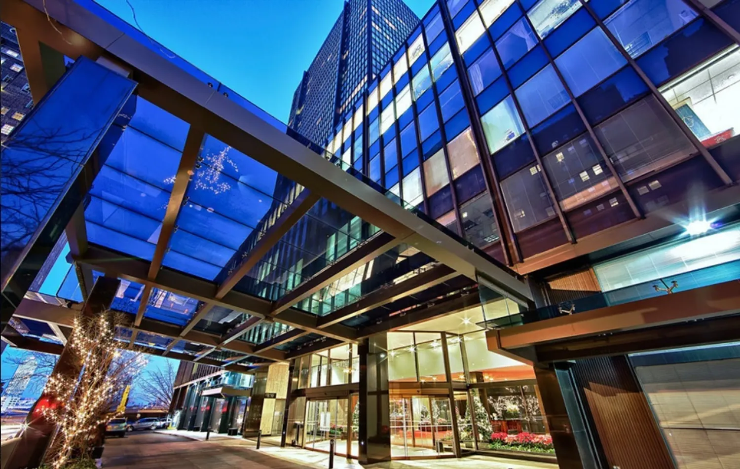 breathtaking entrance and lobby area