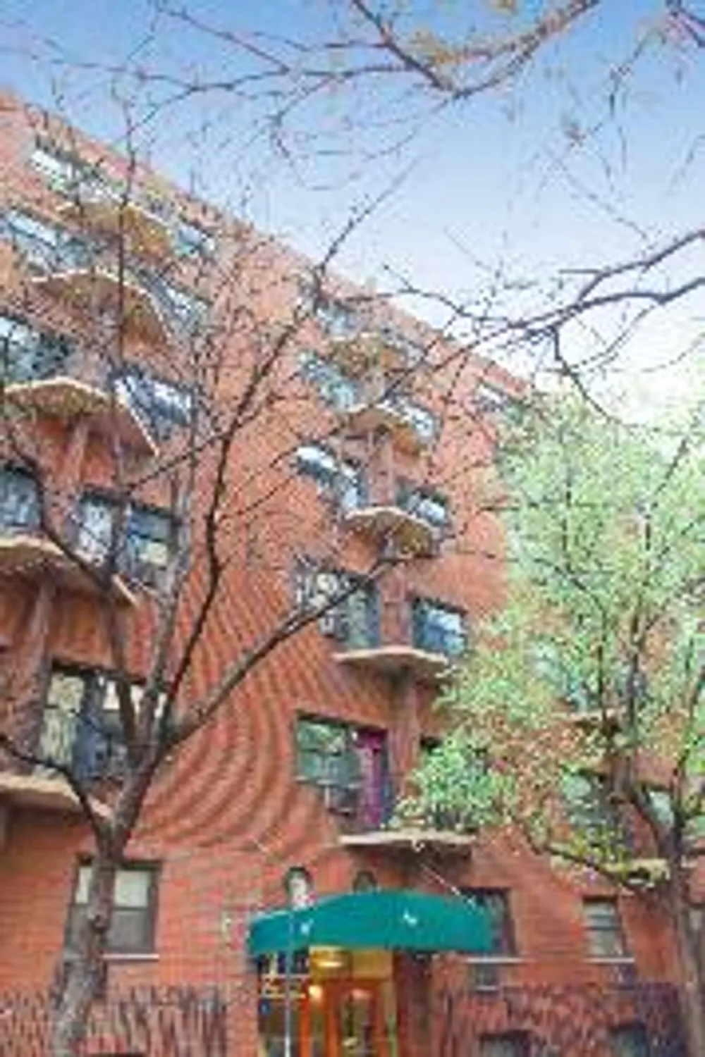 211 Thompson Street, Manhattan Corcoran