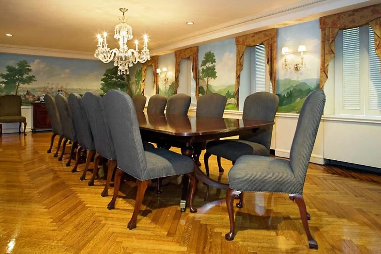 Resident dining room for formal gatherings
