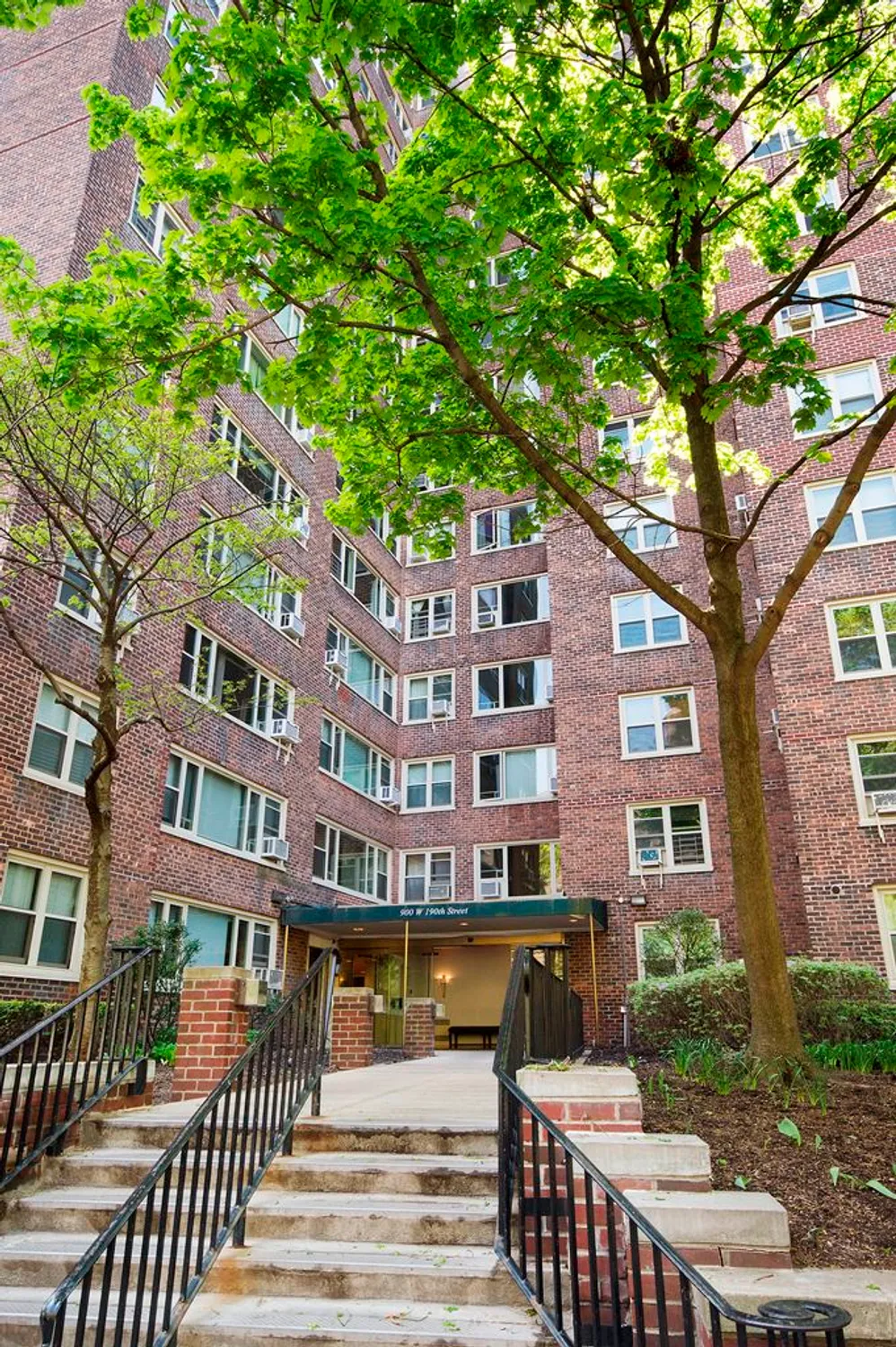 Entrance to Cabrini Terrace