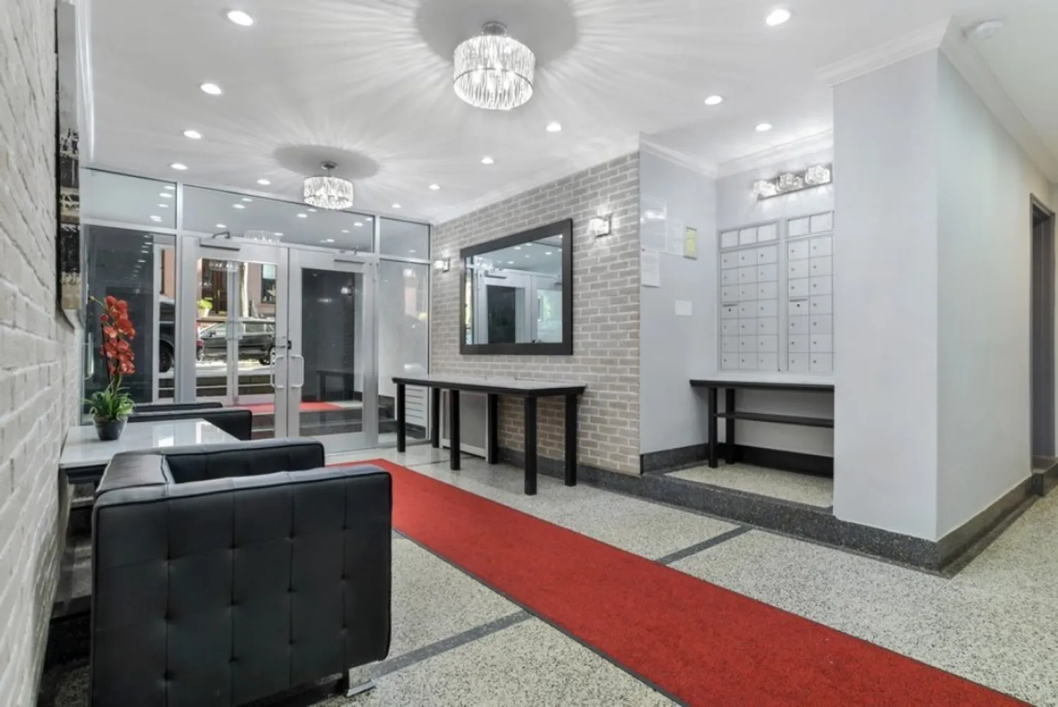Newly Renovated Lobby