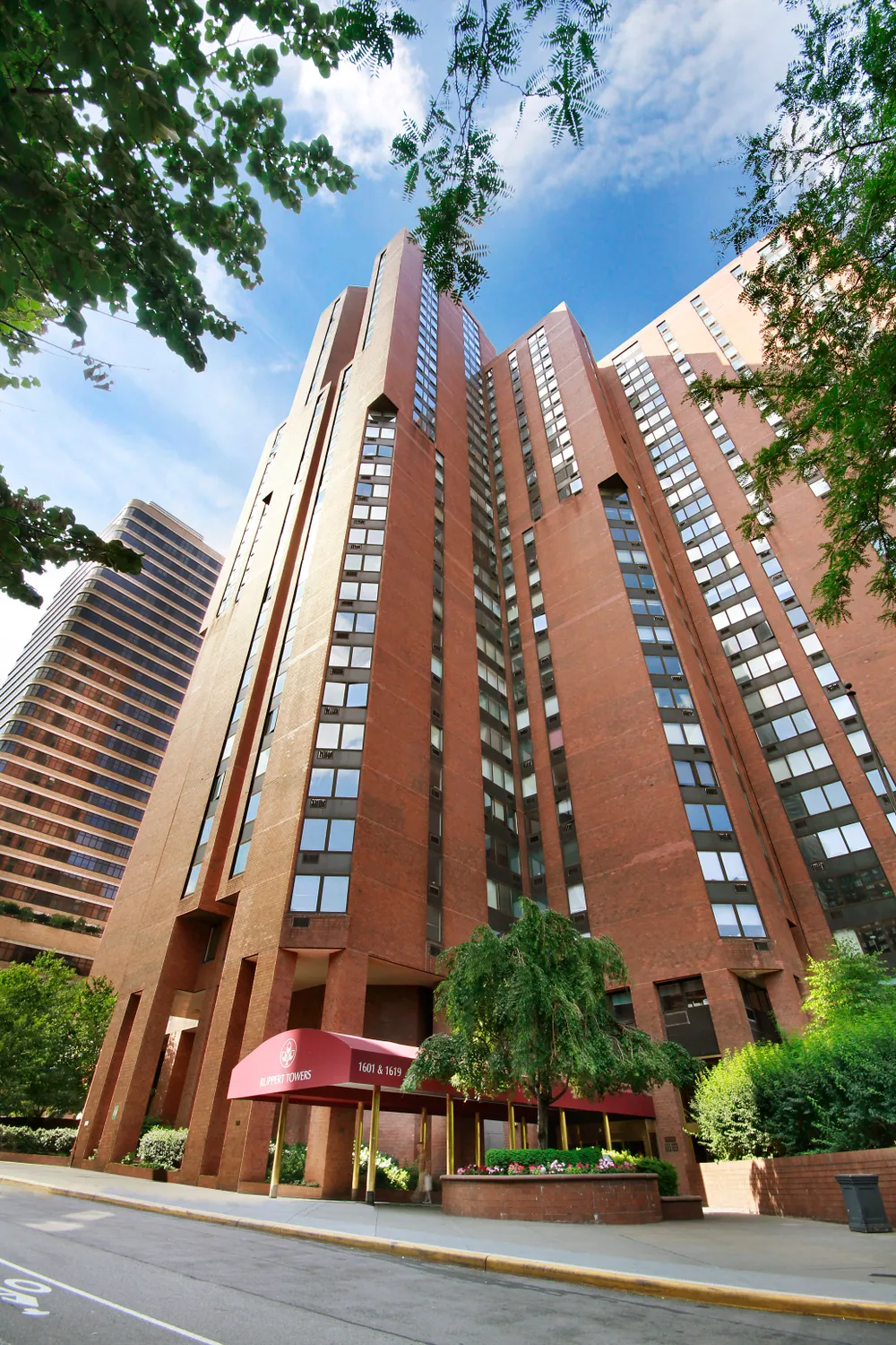 Amenities Abound at Ruppert/Yorkville Condominium