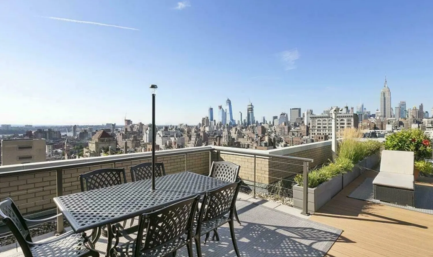 Landscaped Roofdeck