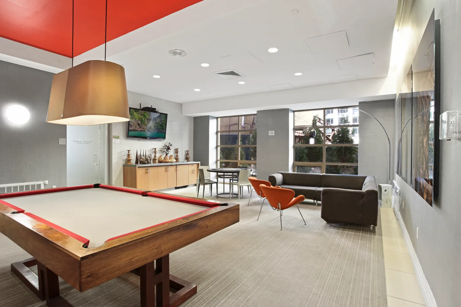 Packard Square 4134 Crescent Street, Queens Corcoran