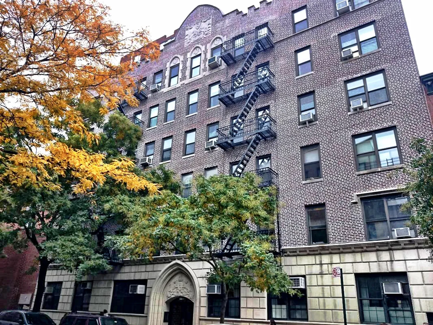 chelsea-hall-253-west-16th-street-manhattan-corcoran