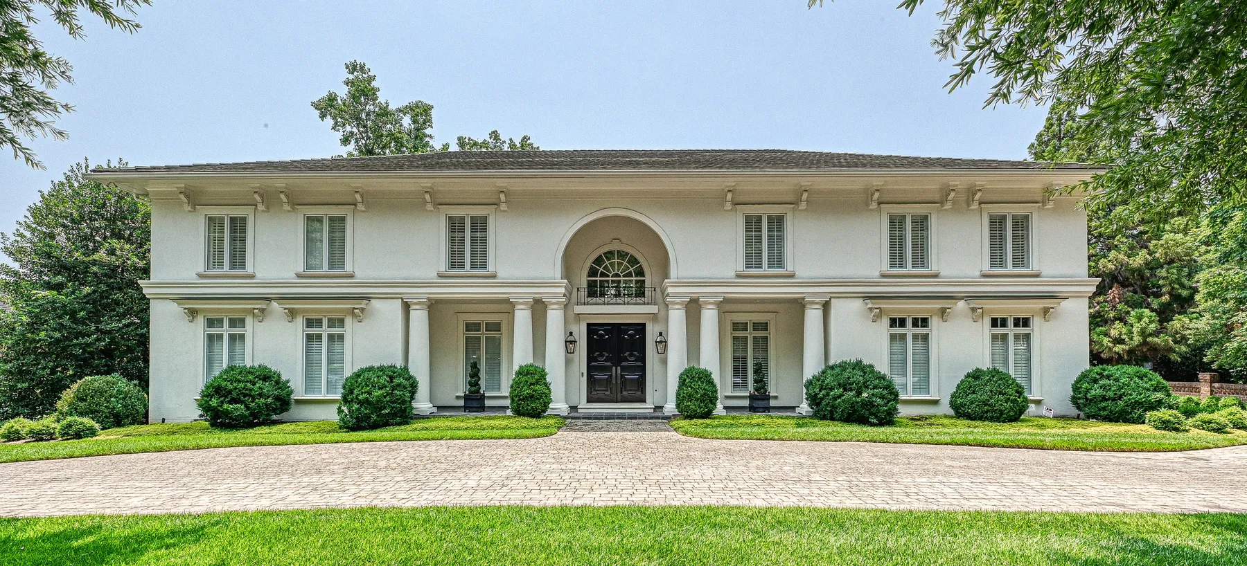 Find Luxury Real Estate in Charlotte | Corcoran HM Properties 