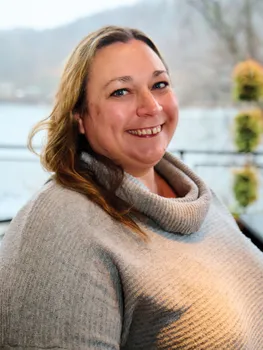 Adrienne Yansick