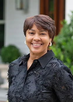 Carmen McLean