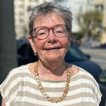 Shirley Golub