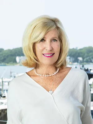 Cynthia F Kolbenheyer
