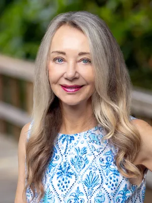 Laura Urness