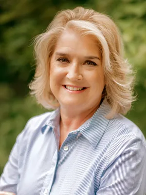 Margot Lynn