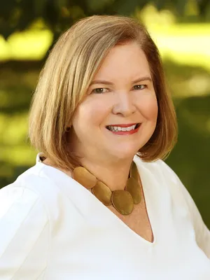 Anne Cronin