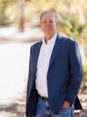 Greg L Smith