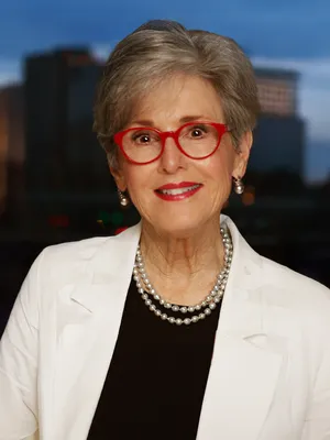 Betsy Carson