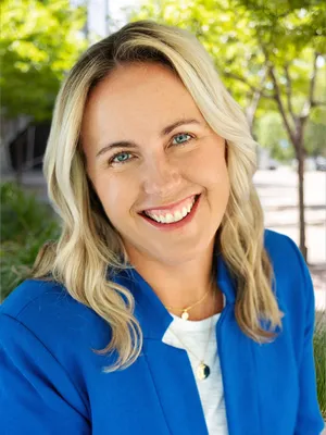 Jenny Lynn Wiens