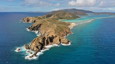Pajaros Point