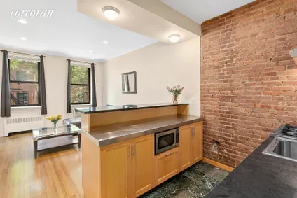 Homes in New York City | View 415 East 80th Street, Apt. 2t | 1 Bed, 1 Bath