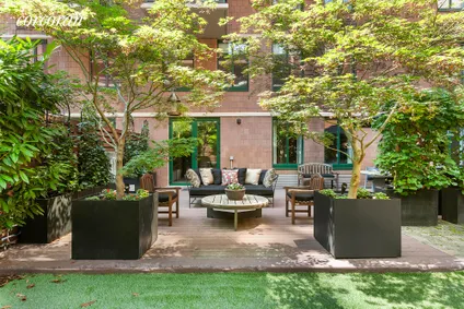 Homes in New York City | View 333 Rector Place, Apt. Th1 | 4 Beds, 3 Baths