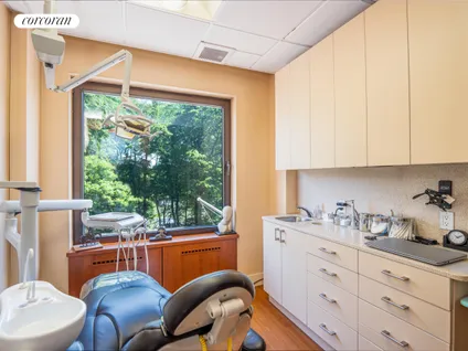 Homes for sale in New York | View 30 Central Park South, 4A | 1 Bath