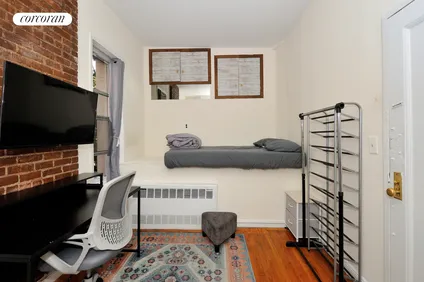 Homes for rent in New York | View 300 East 92Nd Street, 2B | 1 Bath