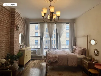 Homes for sale in New York | View 304 East 73rd Street, 5E | 1 Bath
